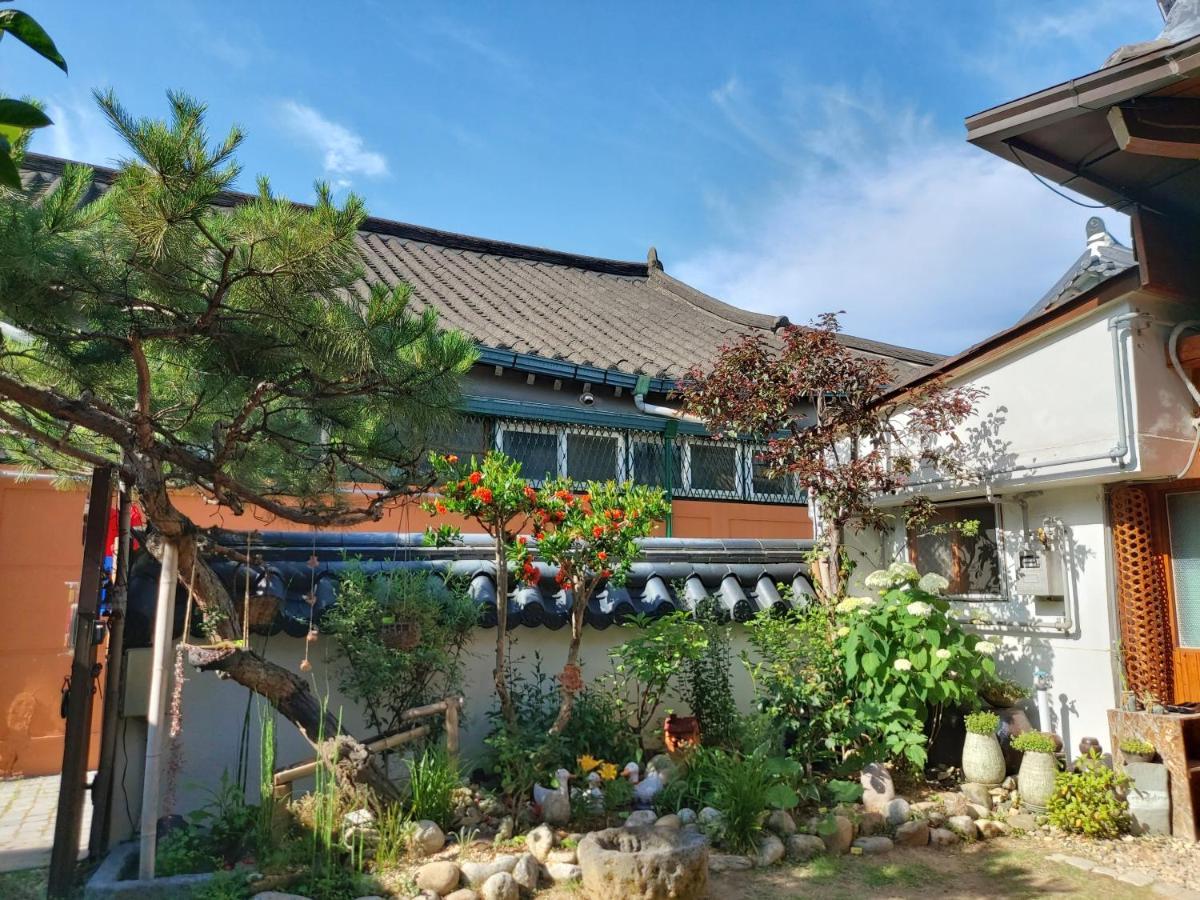 The Blue Cradle Hotell Jeonju Eksteriør bilde
